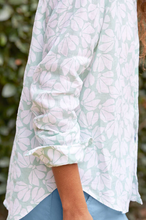 Frank and Eileen Eileen Button Up in Mint Floral