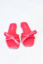 Loeffler Randall in Hadley Leather Bow Flat Sandal in Red
