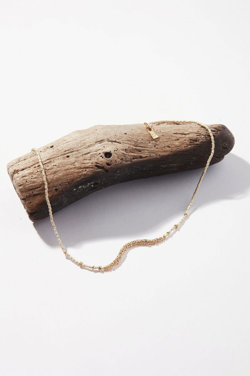 ILD Short Necklace with Dune Crystals in Full Light