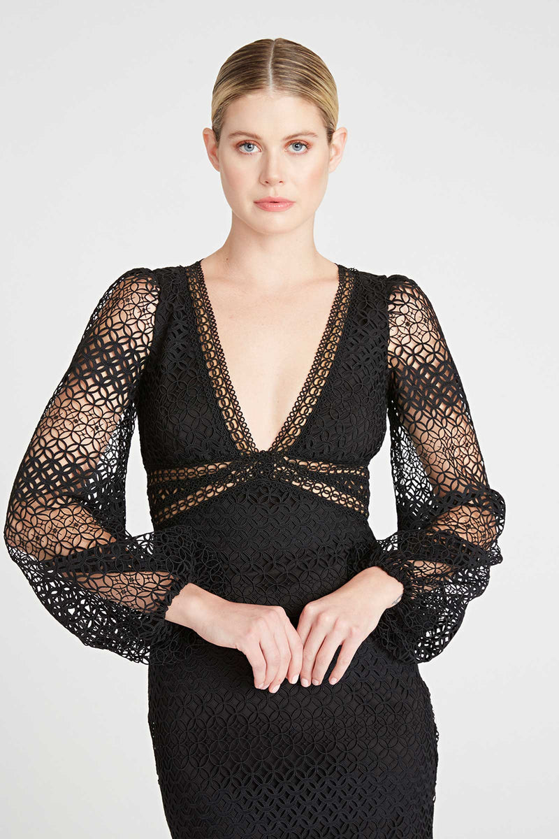 Monique Lhuillier 3/4 Sleeve Lace Midi Dress in Black