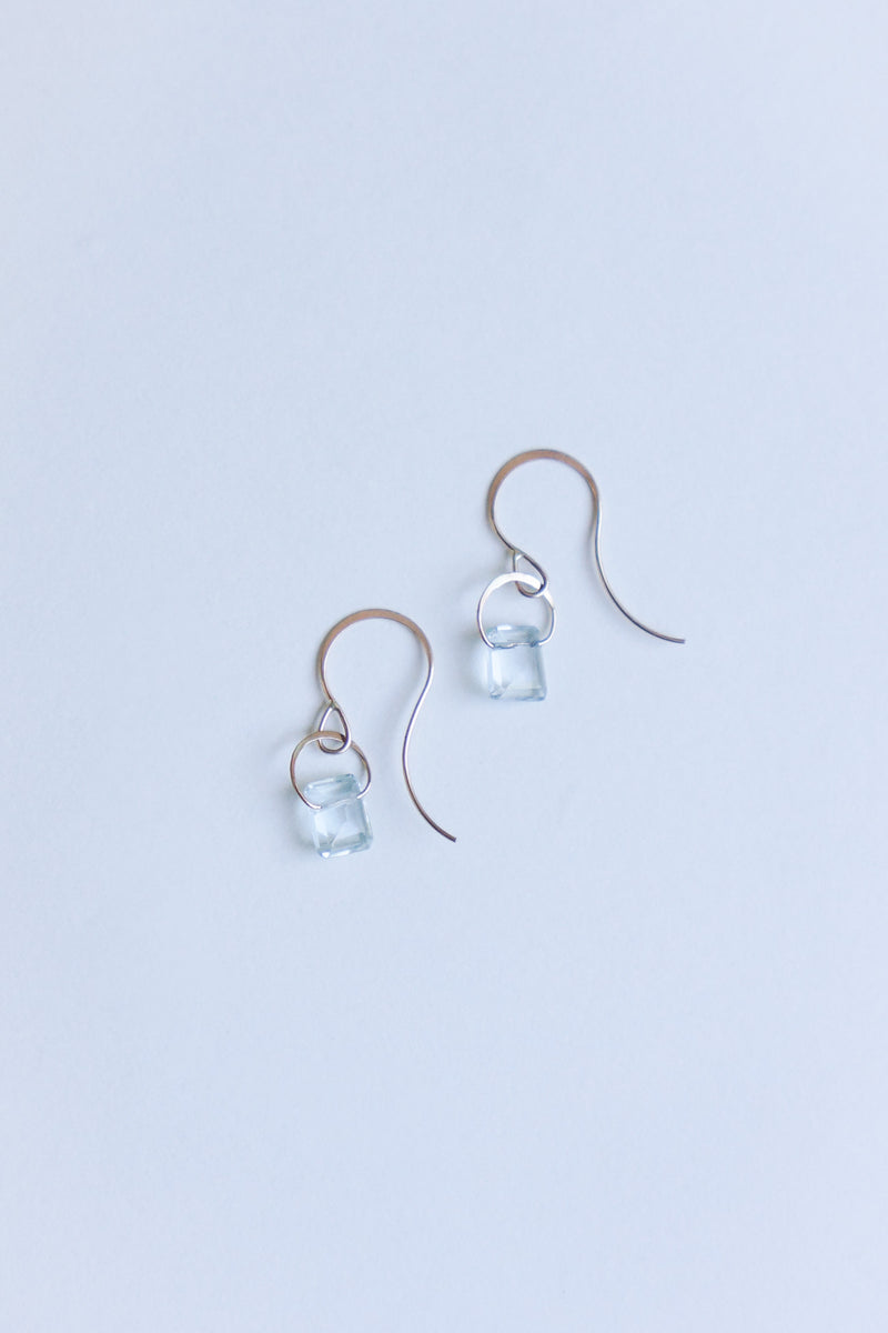 Melissa Joy Manning 14K Gold Emerald Cut Aquamarine Drop Earring