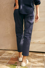 Frank and Eileen The Wicklow Italian Chino in Vintage Navy