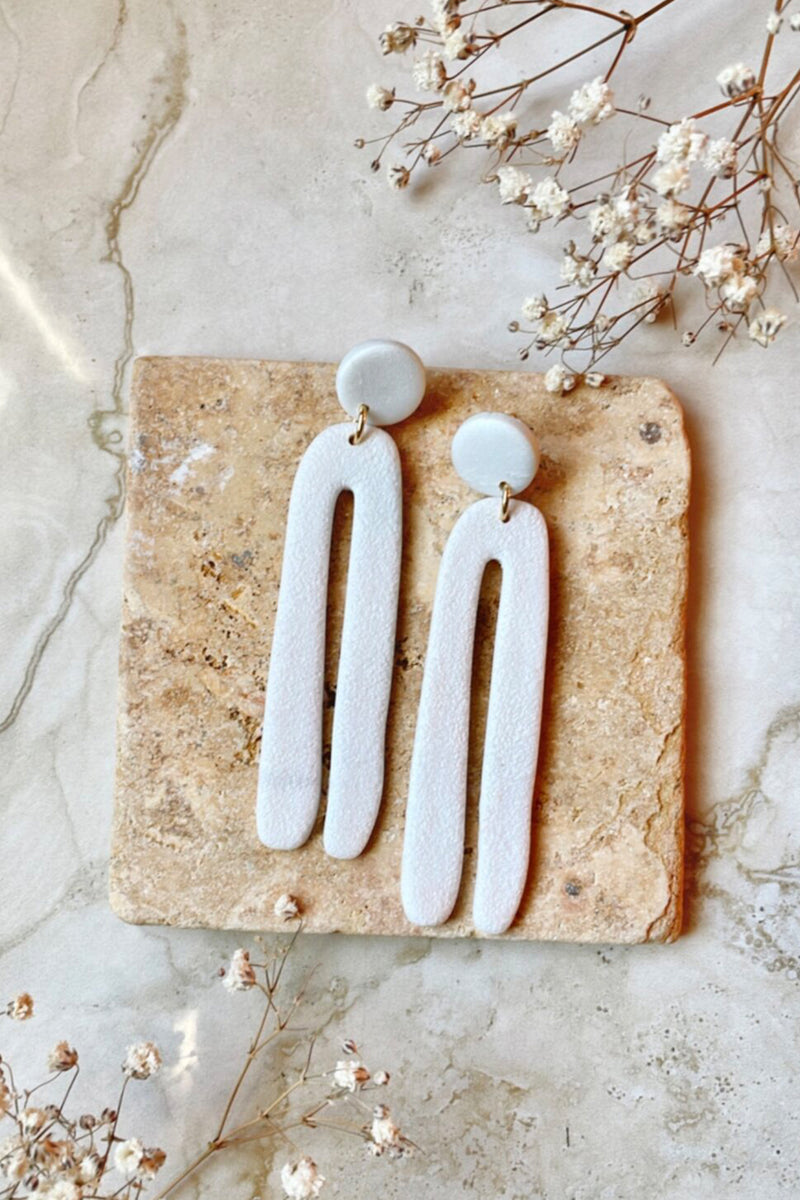 Elizaberry Otie Arches Earrings in Snow White